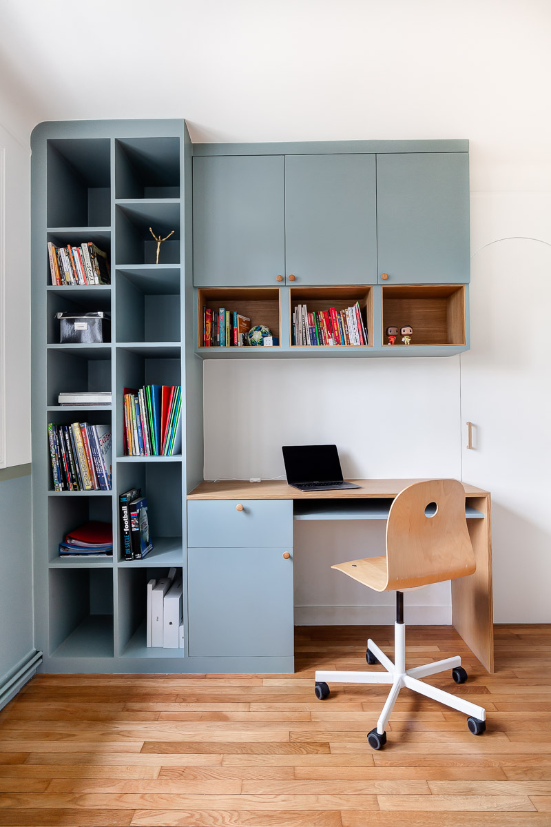 Baja Architecture Réalisation bureau sur mesure chez A et S au Vésinet dans une maison de 240 m2