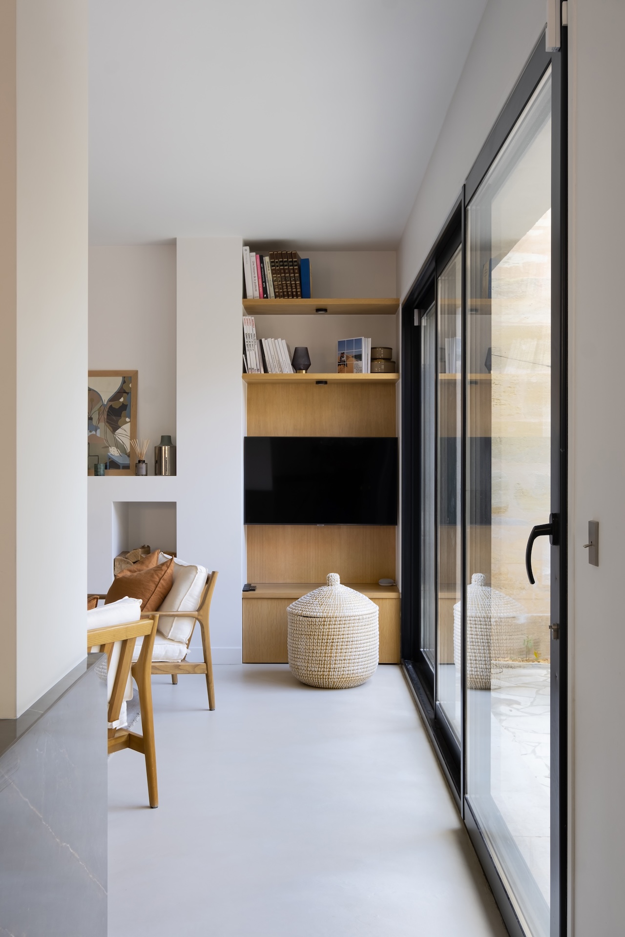Baja Architecture Réalisation salon chez M et V à Bordeaux dans une maison de 125 m2