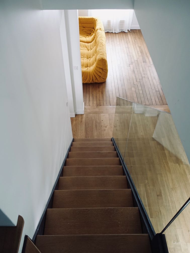 Baja Architecture Réalisation escalier chez J et R à Boulogne Billancourt dans un appartement triplex de 160 m2