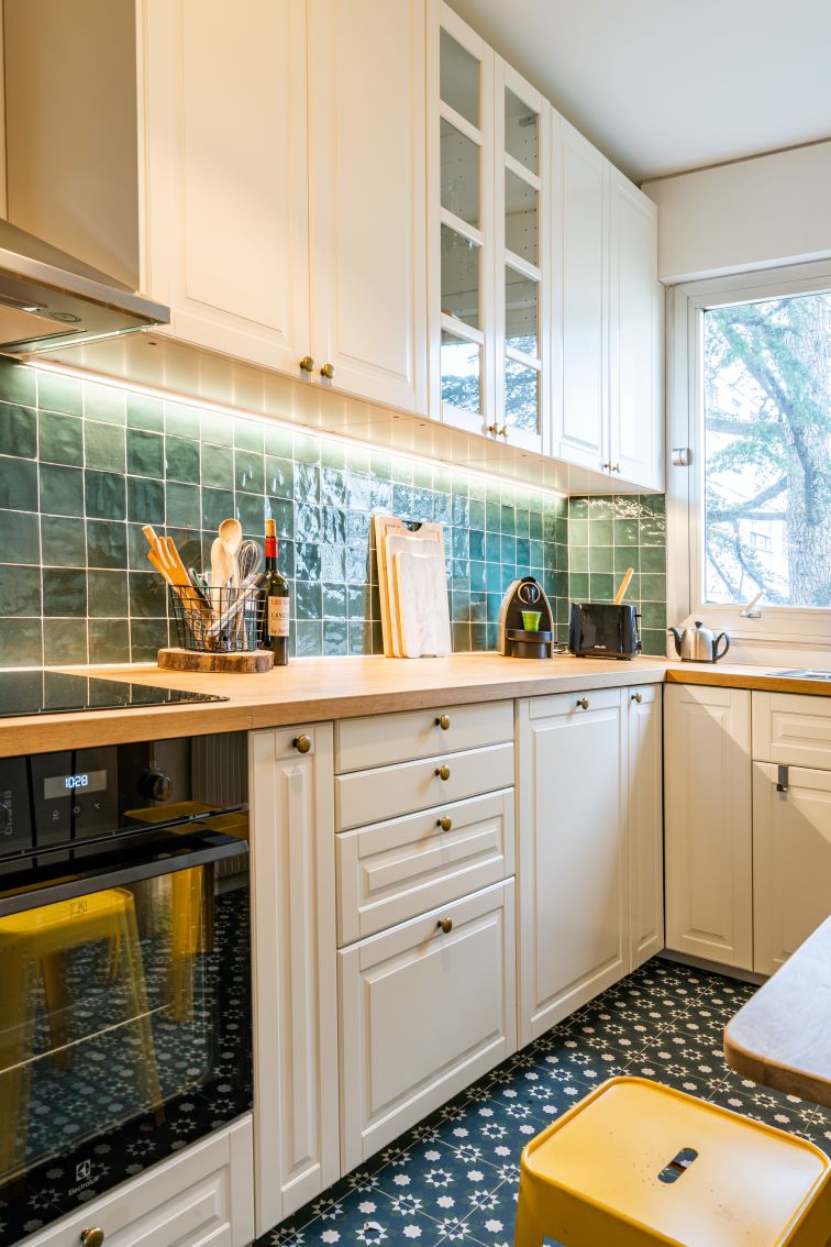 Baja Architecture Réalisation cuisine chez L et H à Levallois Perret dans un appartement de 80 m2