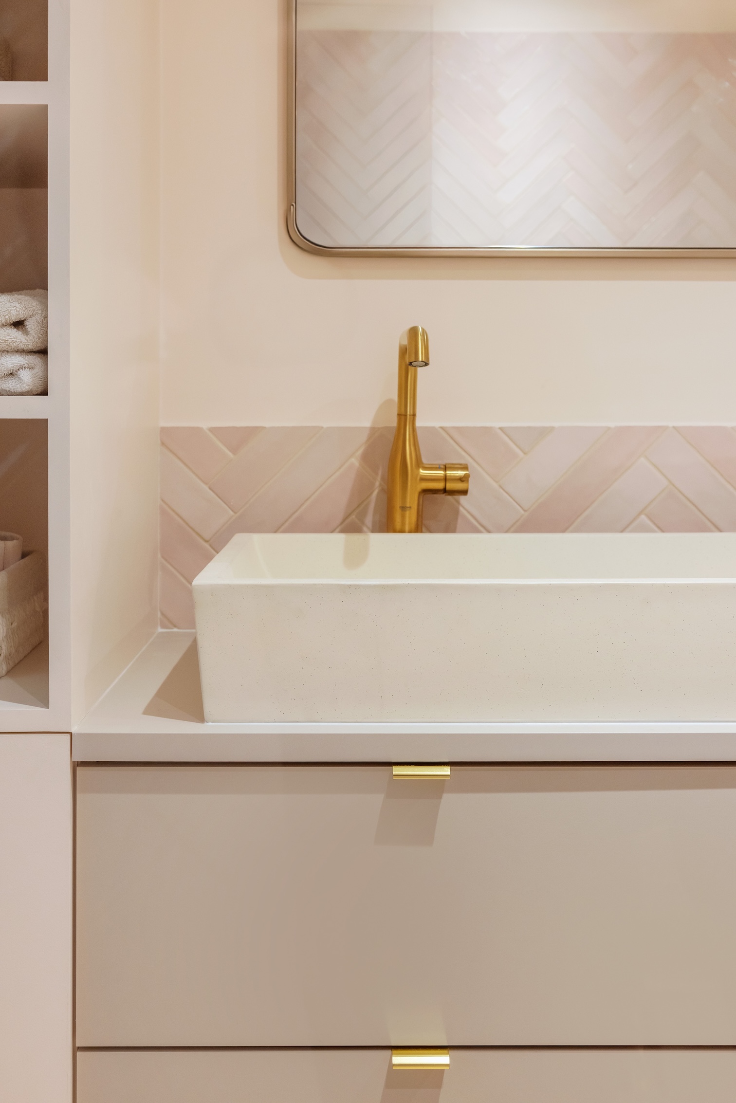 Baja Architecture Réalisation salle de bain lavabo dans un appartement de 110 m2